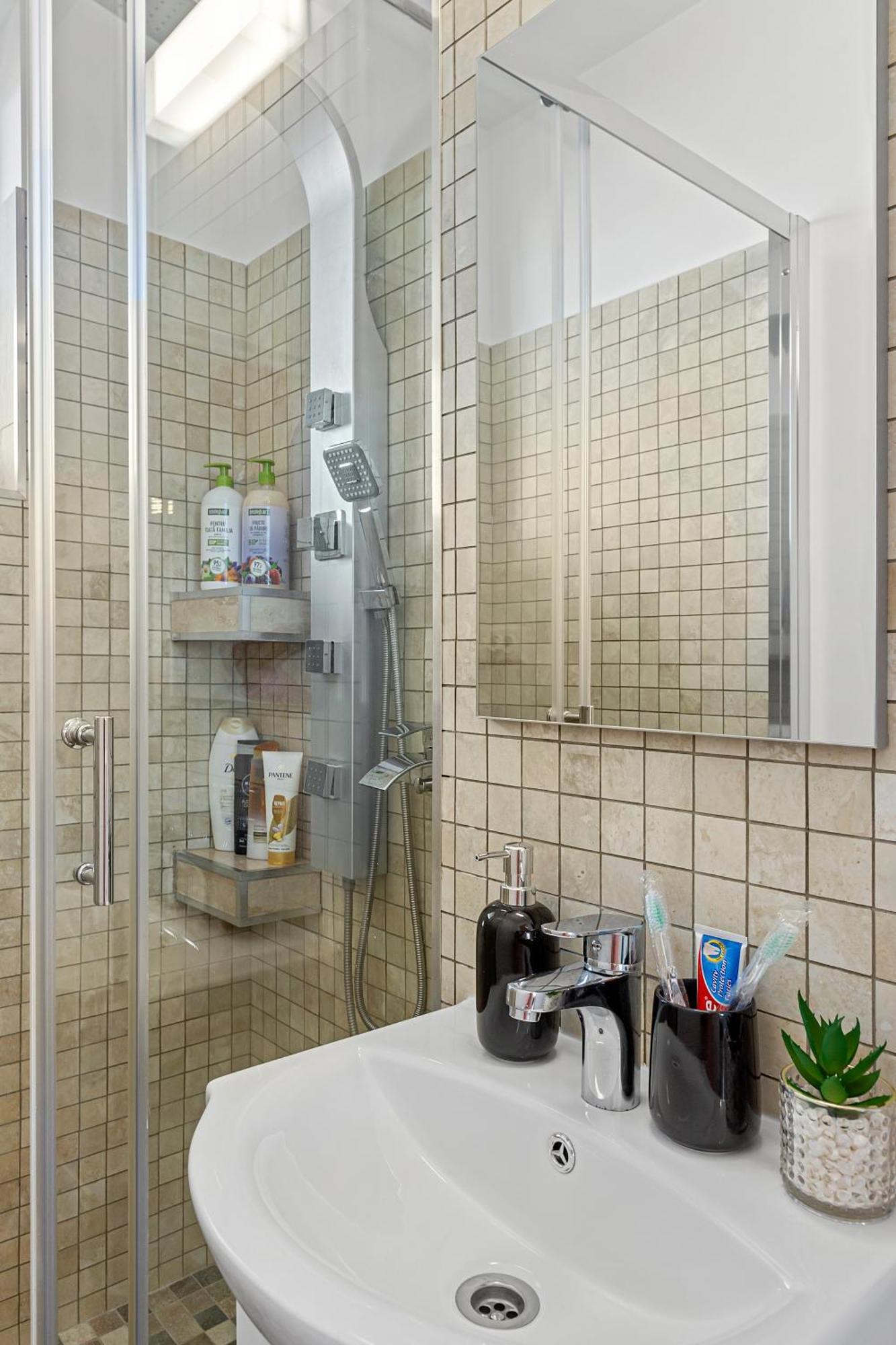 Bucharest Sala Palatului Apartment Екстер'єр фото